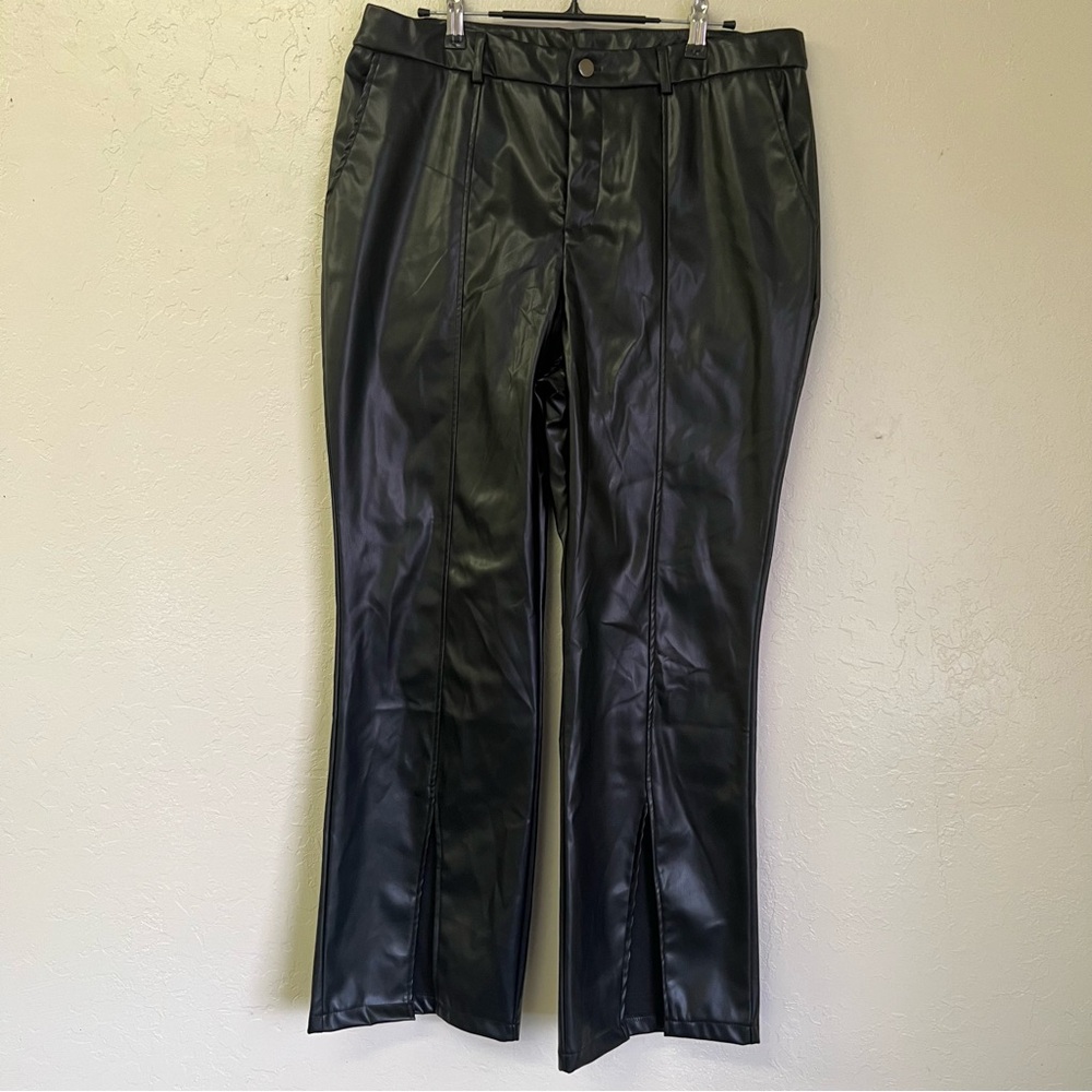 Grace & Emma Front Seam Split Leg‎ Faux Leather High Waist Flare Pants Sz XL NWT